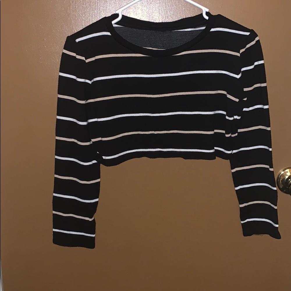 Long sleeve crop top